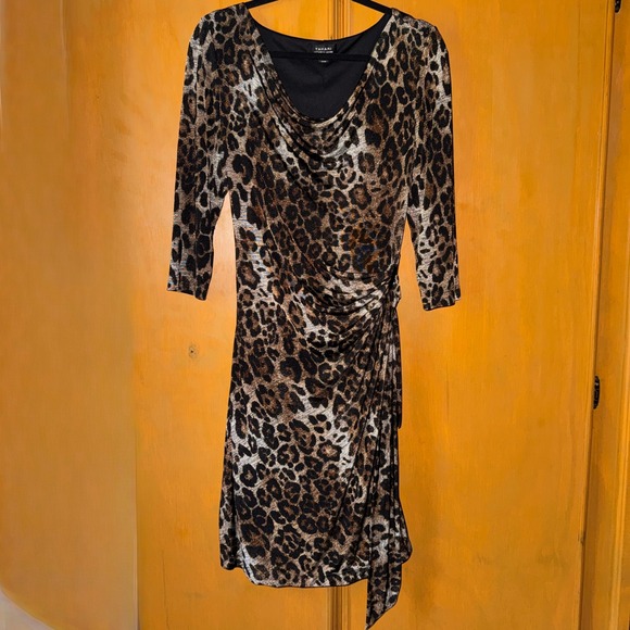 Tahari Arthur S Levine Dresses & Skirts - Tahari ASL Leopard Animal Print Sheath Dress Knee Length Evening Going Out 14